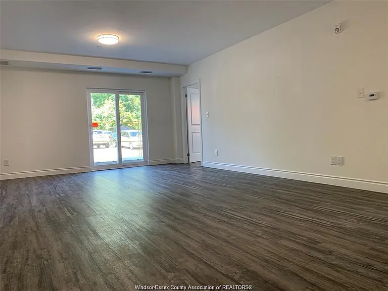 1675 Banwell Rd #502 — Photo 4
