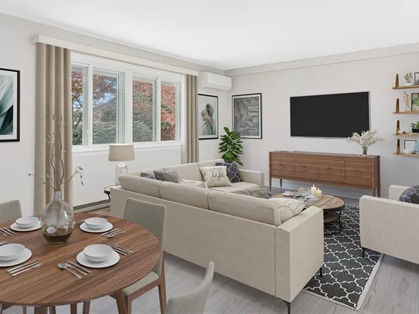 120 Pilgrim Pkwy APT 5, Warwick, RI 02888