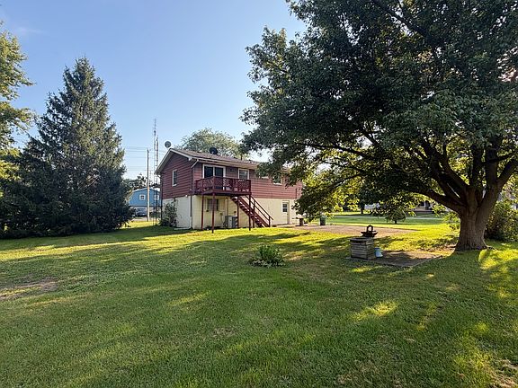 3rd image of 287 W Clay St