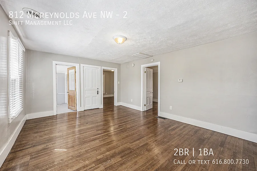 812 McReynolds #2 — Photo 4