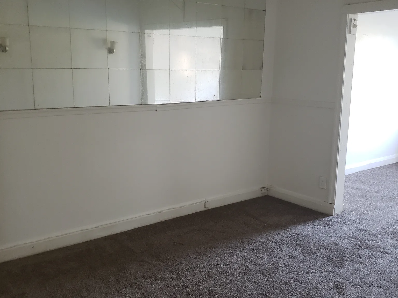 1 bed, $1,000 — Photo 3