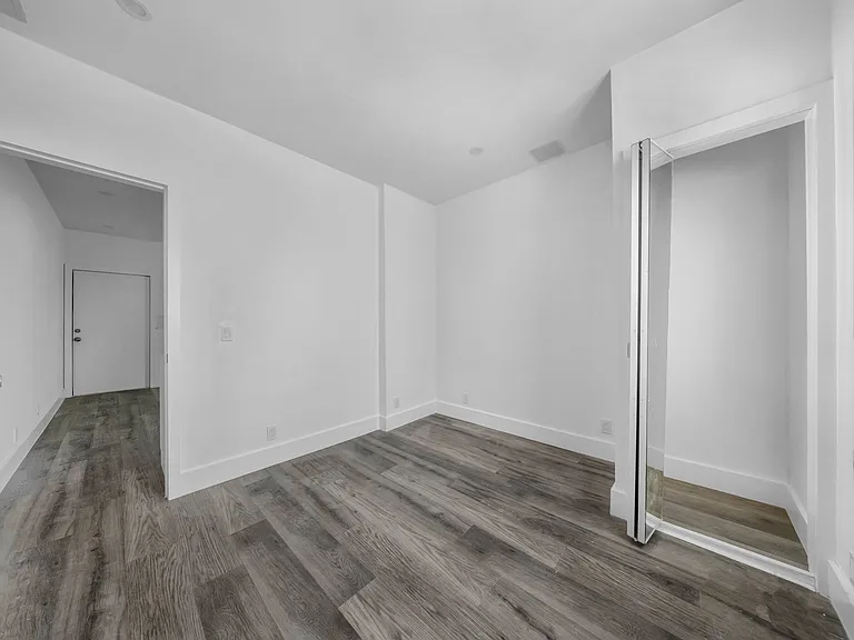 6844 Abbott Ave — Photo 38