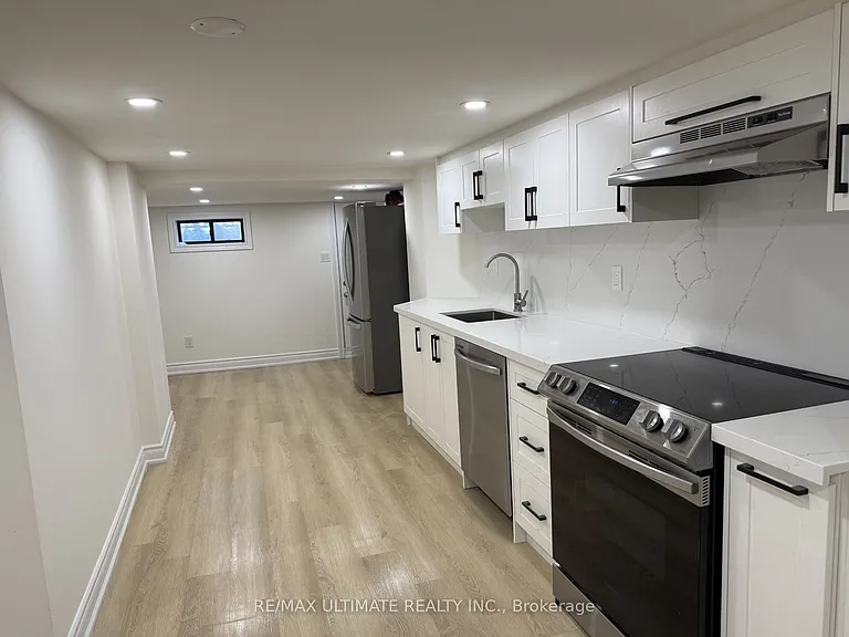 67 Carrick Ave #BASEMENT — Photo 2