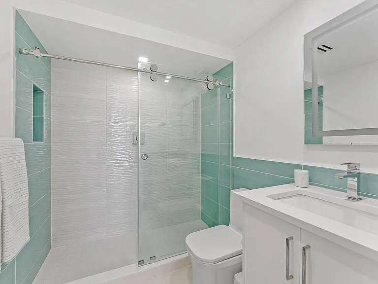 1391 S Ocean Blvd #906 — Photo 14
