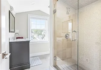 16 Downey St #16 — Photo 18