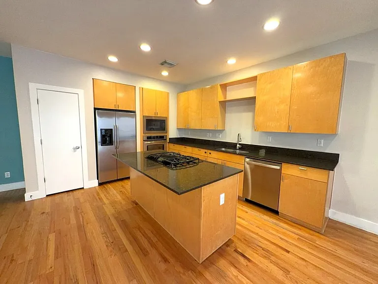 4106 Spencer St #A — Photo 3