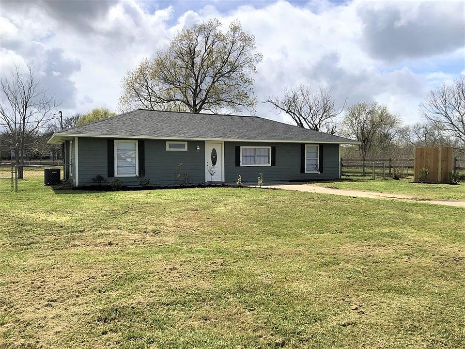 1st image of 811 County Road 462