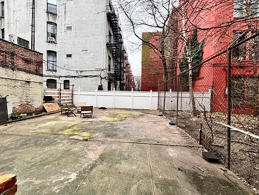 Rented by ERNY LLC | media 6