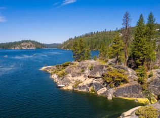 343 Lakeshore Dr, Pinecrest, CA 95364