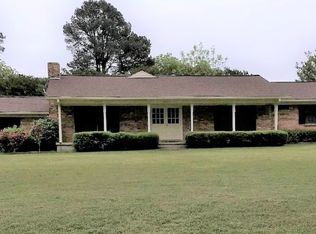 2403 W Plainview St, Hope, AR 71801