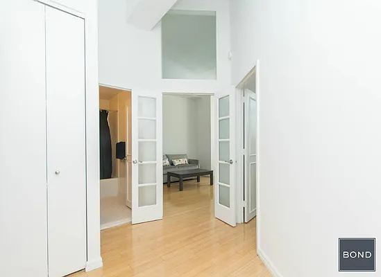 Sold by Bond New York | media 16