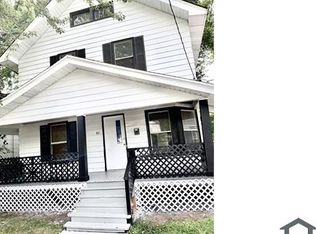 61 Diamond Ave NE, Grand Rapids, MI 49503