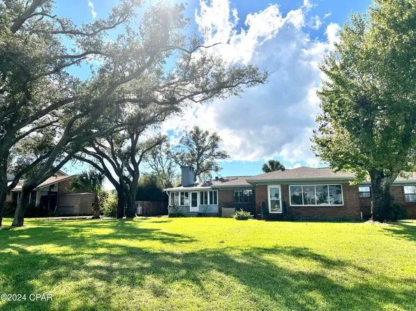 2402 Ashland Dr, Panama City, FL 32405