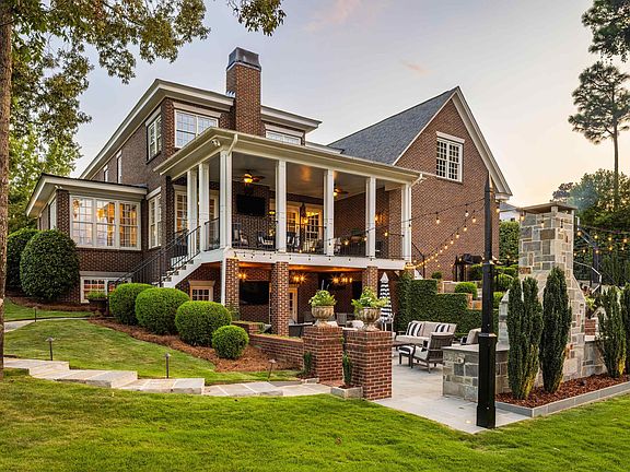 5th image of 625 Founders Park Dr W