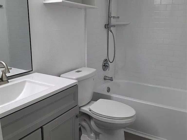 2025 Augusta Dr #205 — Photo 13