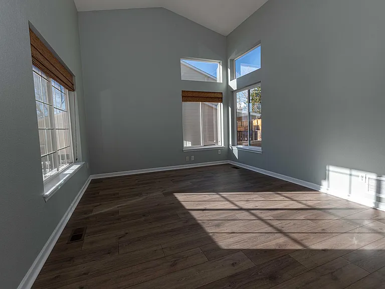 9869 Bathurst Way — Photo 4