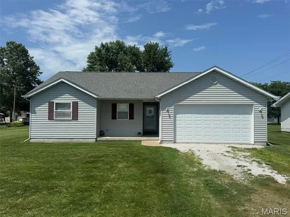 512 S Border St, Monroe City, MO 63456