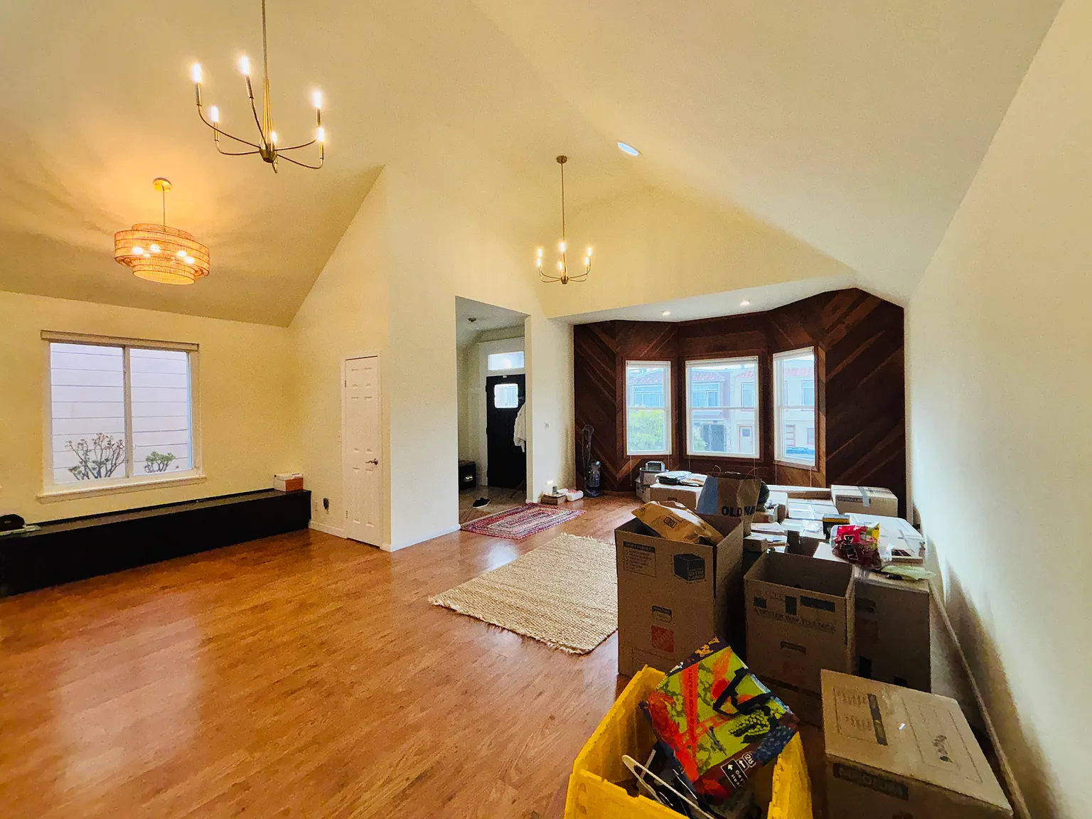 3 bed, 1630 sqft, $6,500 — Photo 4