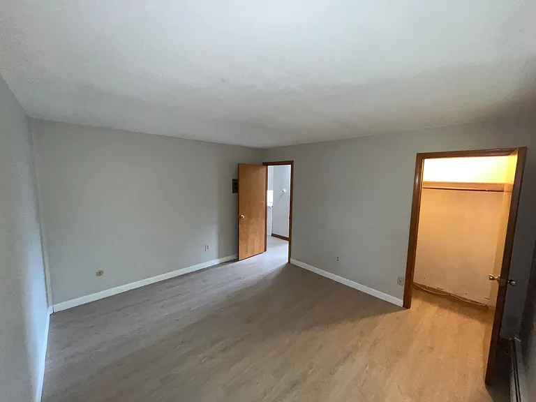 20-50 Danbury Dr — Photo 16