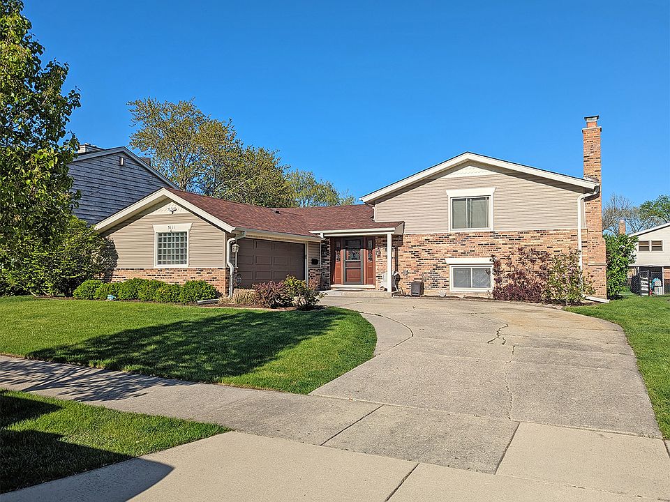 1st image of 3111 N Wilshire Ln