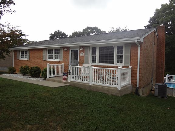 3rd image of 3601 Springvale St SE