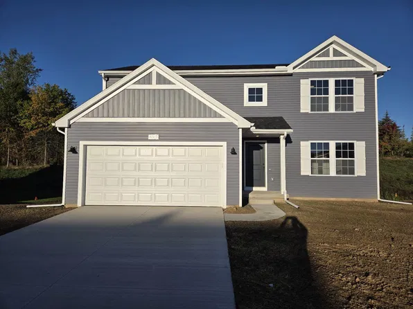 6307 Southtown Ln, Byron Center, MI 49315