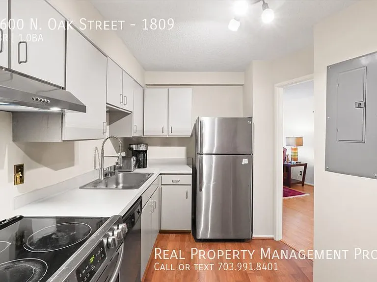 1600 N Oak St #1809 — Photo 12