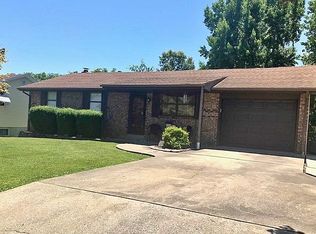 1835 Bainbridge Rd, Jackson, MO 63755