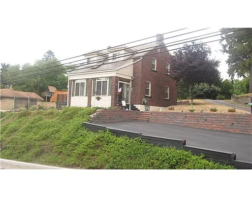 371 Friday Rd photo 1