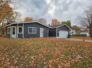 4 Fairway Dr, Kincheloe, MI 49788