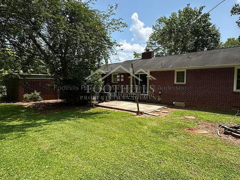 809 Wilson St — Photo 19