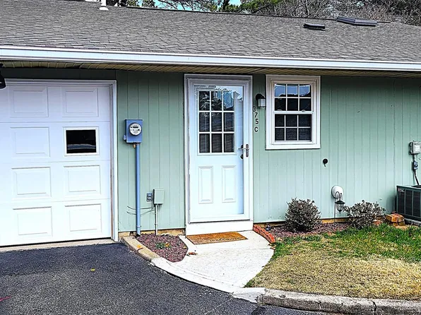 375 Woodbridge Drive #C, Ridge, NY 11961