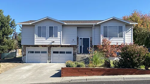 610 Summit Ridge Dr Photo 1