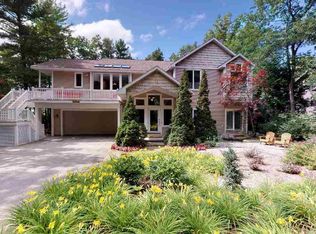 10516 Lakeshore Rd, Williamsburg, MI 49690