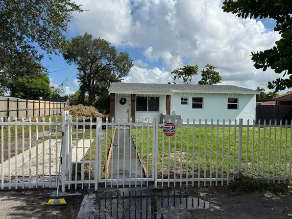 3521 NW 171st Ter, Miami Gardens, FL 33056