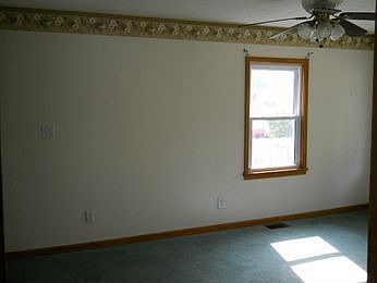 2nd image of 1325 Shingo Ave
