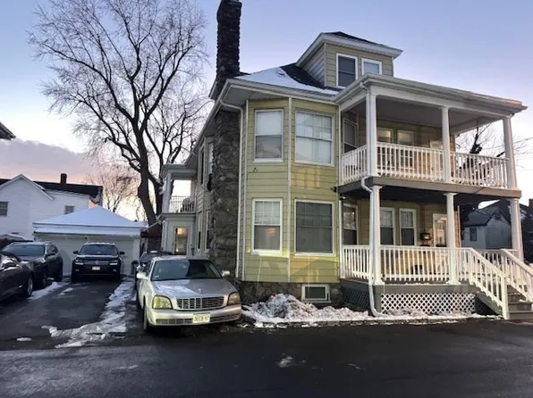 8 Fay Pl, Haverhill, MA 01830