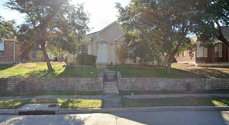 4509 Ridgepointe Dr — Photo 1