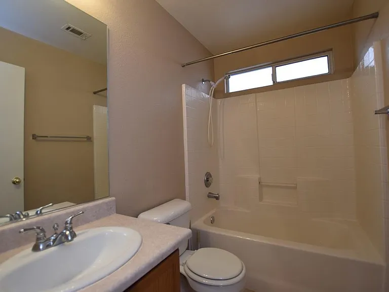 1024 Clover Tip Ct — Photo 27