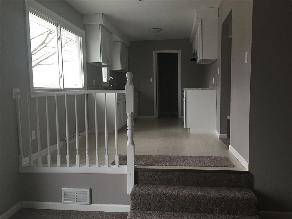 2nd image of 2087 S Packerton Rd