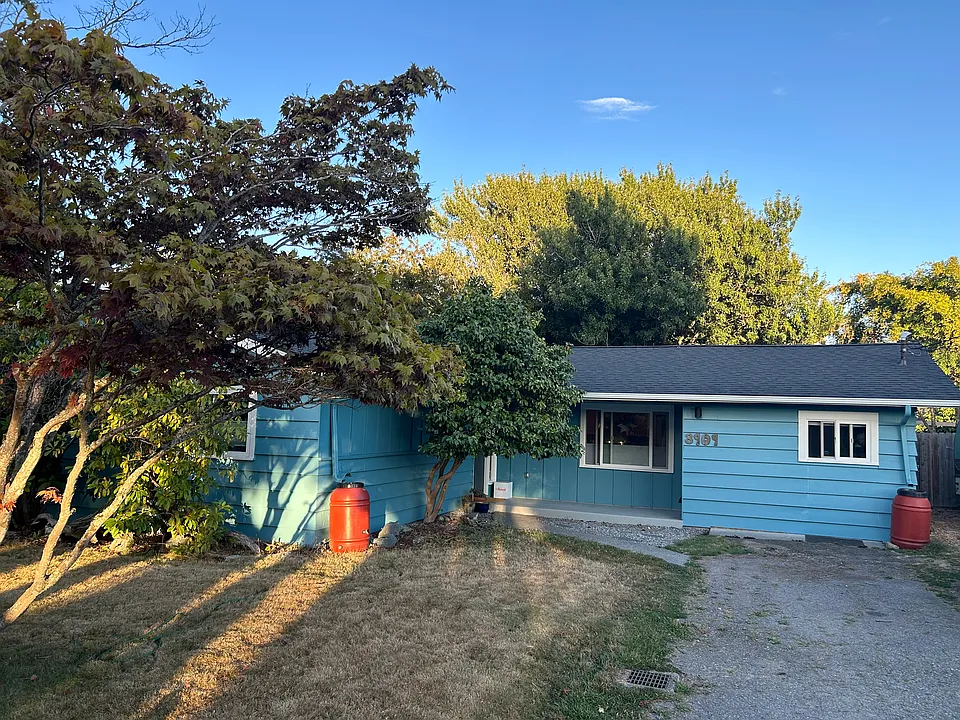3909 Cliffside Dr