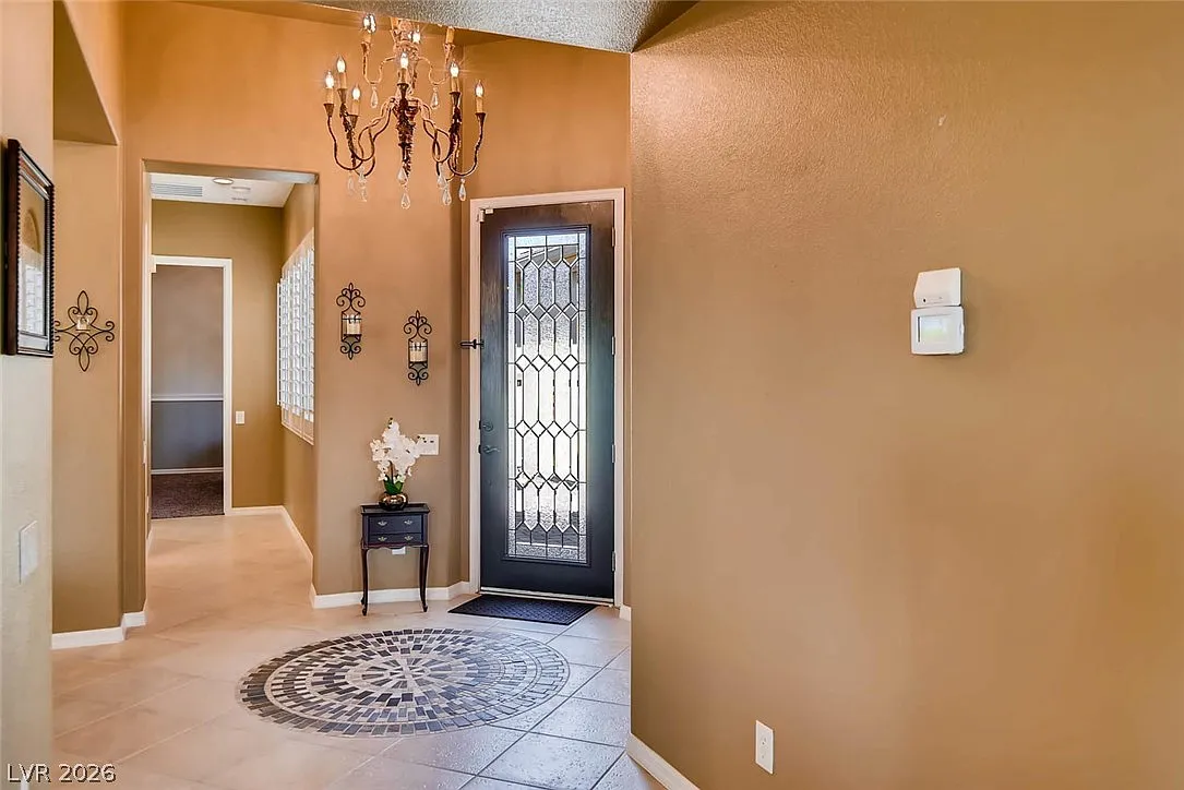 4 bed, 3.0 bath, 2637 sqft, $3,000 — Photo 4