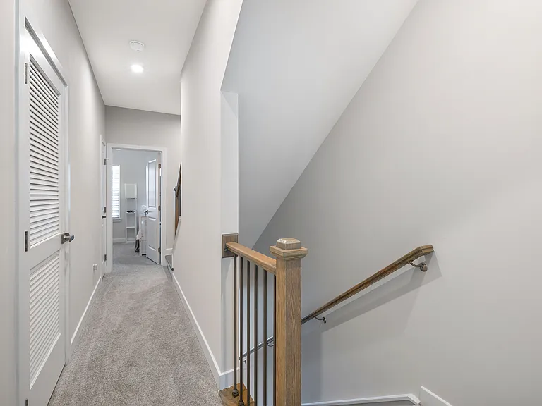 4820 Chastain Ave — Photo 17