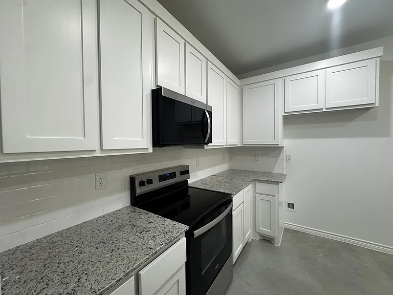 209 Elbert Ln #B — Photo 18