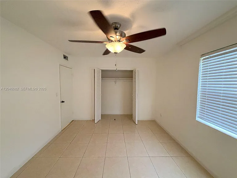 5960 NE 5th Ct #2 — Photo 7