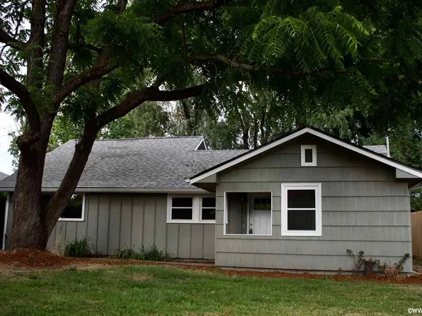 3320 Abrams Ave NE, Salem, OR 97301