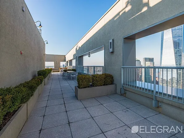 123 Washington Street image 10 of 11