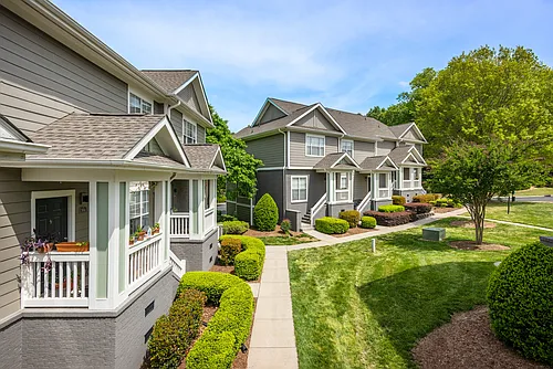 J501 Estates Cottages & Townhomes Photo 1