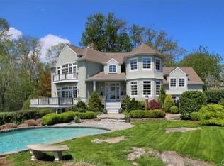 142 Five Mile River Rd, Darien, CT 06820