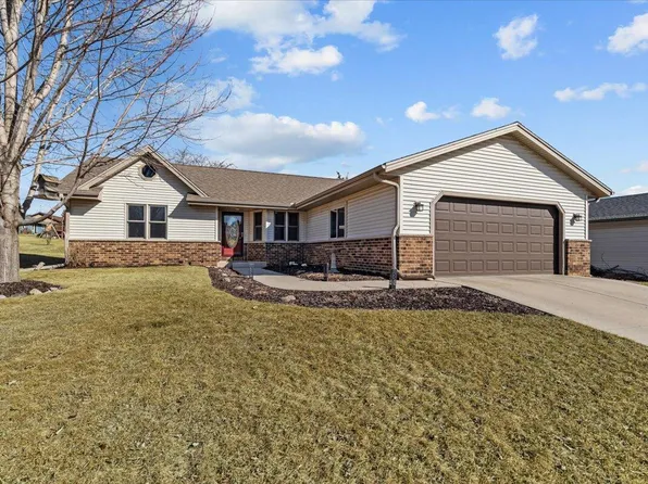 3402 Mediterranean AVENUE, West Bend, WI 53090